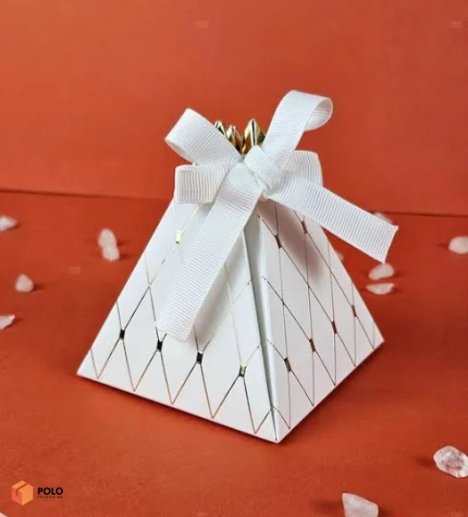 Custom Pyramid Boxes